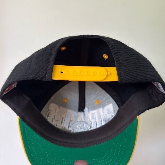 American Needle Men’s MLB Vintage Pittsburgh Pirates Fade Snapback Hat - Picture 12 of 16